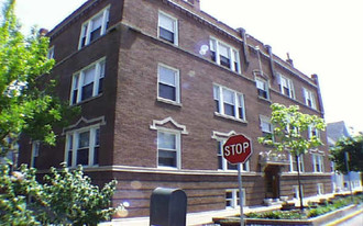 4155-4157 N Wolcott Ave Apartments