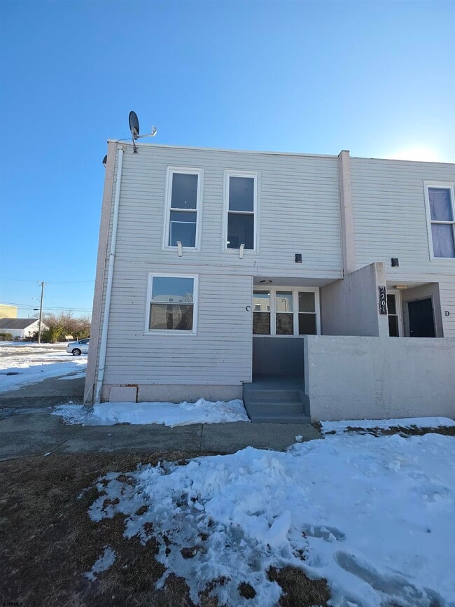 2201 Murray Ave in Atlantic City, NJ - Foto de edificio - Building Photo