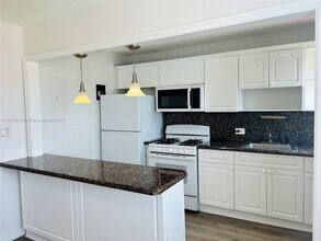 1330 SW 6th St in Miami, FL - Building Photo - Building Photo