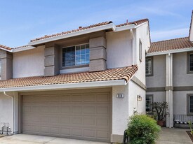33 Maximo Ct in Danville, CA - Building Photo