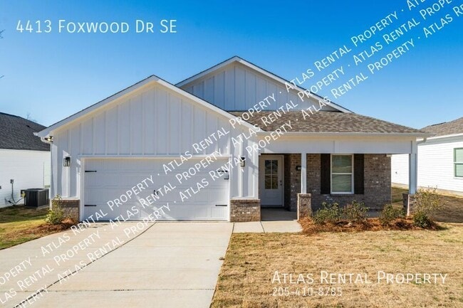 property at 4413 Foxwood Dr SE