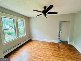 303 Kenny St in Ridley Park, PA - Building Photo