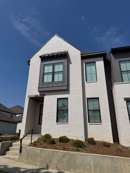 329 Stillwater Ln in Oxford, MS - Building Photo