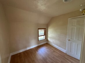 35 Cowing St in Depew, NY - Building Photo - Building Photo