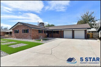 3217 Wedgewood Dr in El Paso, TX - Building Photo - Building Photo