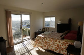 3795 Georgia St, Unit 304 in San Diego, CA - Building Photo - Building Photo