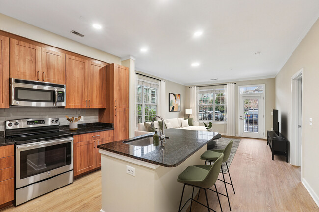 Avalon Falls Church in Falls Church, VA - Building Photo - Building Photo