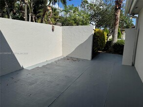 17340 NW 63rd Ave in Hialeah, FL - Building Photo - Building Photo