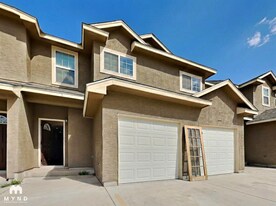 6415 Melanzane in San Antonio, TX - Building Photo