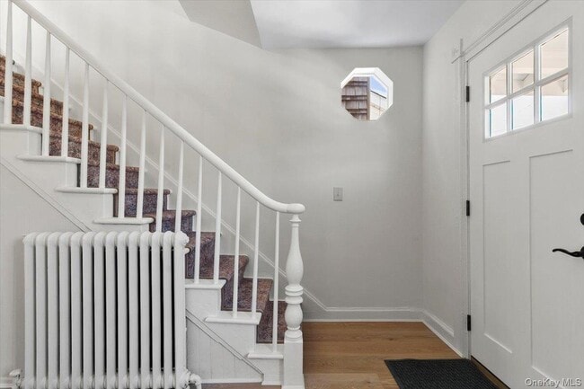 8 S Cedar St in Beacon, NY - Building Photo - Building Photo