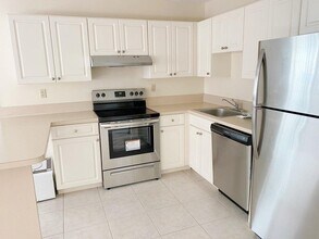 4477 NW 3rd Dr in Delray Beach, FL - Building Photo - Building Photo