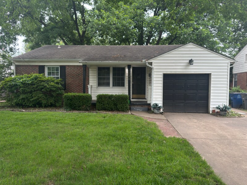 4330 S St Louis Ave in Tulsa, OK - Building Photo