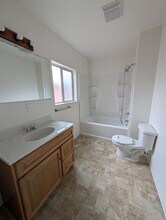 2130 Oak Ave in Klamath Falls, OR - Building Photo - Building Photo