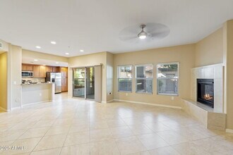 33575 N Dove Lakes Dr in Cave Creek, AZ - Building Photo - Building Photo