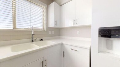 1055 W 1033 N St in Orem, UT - Building Photo - Building Photo