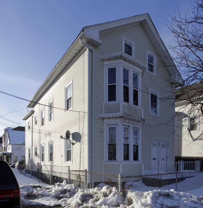 1285 Eddy St in Providence, RI - Building Photo