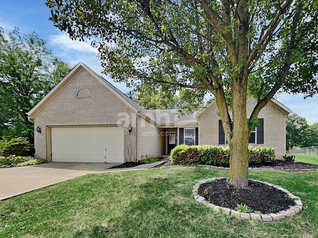 property at 5220 Bogey Dr