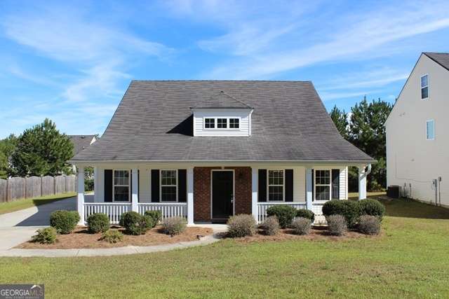 8360 Milam Loop in Fairburn, GA - Building Photo