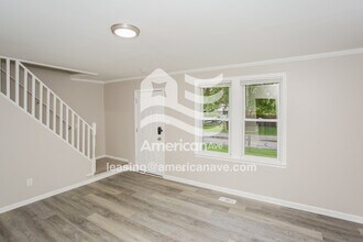 1732 Sylvan Glen in Keego Harbor, MI - Building Photo - Building Photo