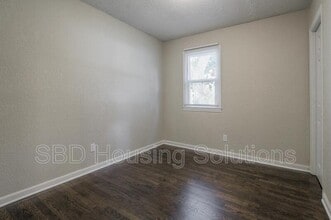 17250 Montgall Dr in Belton, MO - Building Photo - Building Photo