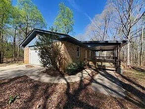 33 Resty Hughes Cir in Dawsonville, GA - Building Photo - Building Photo