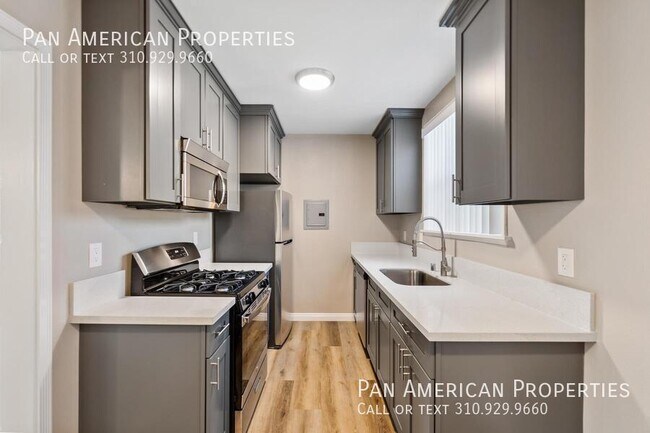 2795 Glenwood Pl in South Gate, CA - Building Photo - Building Photo