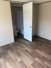 2130 Rand Morgan Rd in Corpus Christi, TX - Building Photo - Building Photo