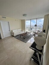 18201 Collins Ave in Sunny Isles Beach, FL - Building Photo - Building Photo