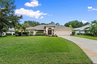 2167 SW Danforth Cir in Palm City, FL - Building Photo - Building Photo