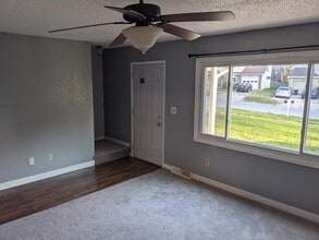 2107 10th St Pl in Coralville, IA - Building Photo - Building Photo