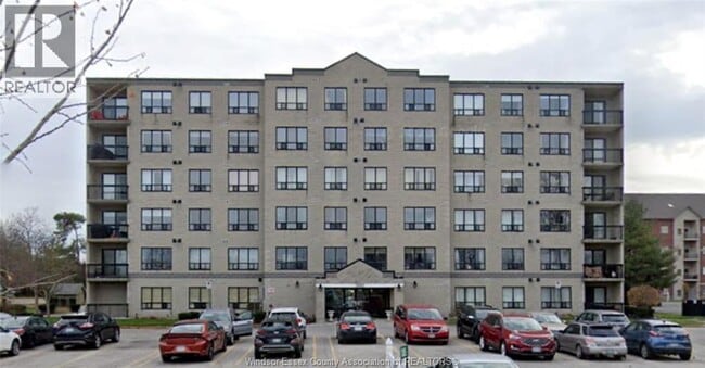 property at 1885 Normandy St