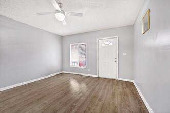 2640 Guilford Ave, Unit 2640 Guilford Ave. in Indianapolis, IN - Building Photo - Building Photo