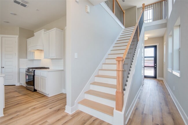 1204 Kiefer Hill Way