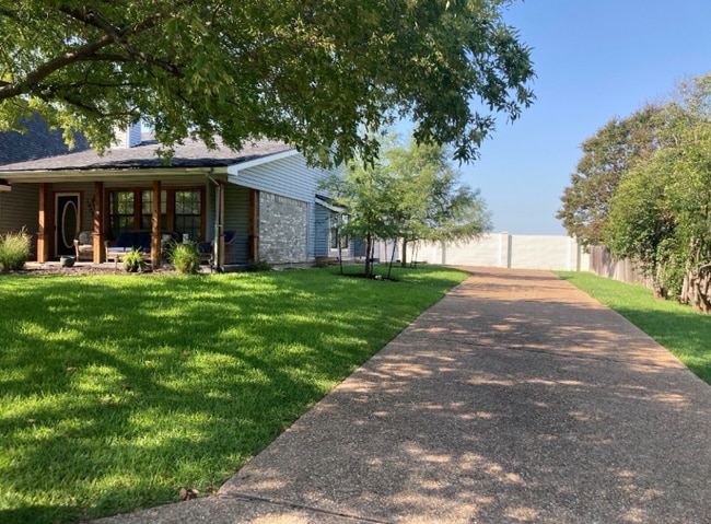 1506 Oak Hollow Dr in Waco, TX - Building Photo - Building Photo