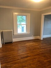 467 Brimhall St, Unit Upper Unit in St. Paul, MN - Foto de edificio - Building Photo