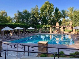 3623 Etchings Way in Clovis, CA - Building Photo