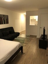 165 E 89th St in New York, NY - Building Photo - Building Photo