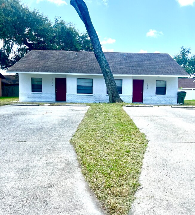37812 15th Ave in Zephyrhills, FL - Building Photo