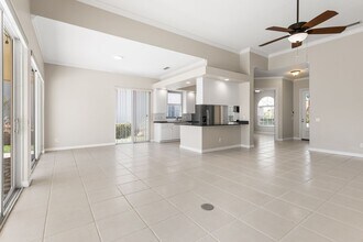 3928 Valentia Way in Naples, FL - Building Photo - Building Photo