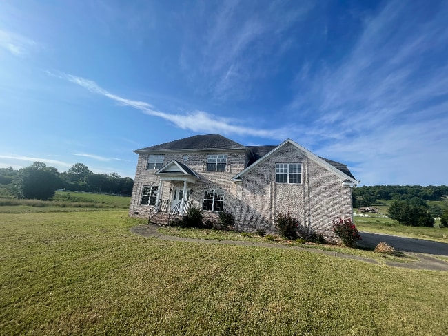 2819 Sheegog Ln