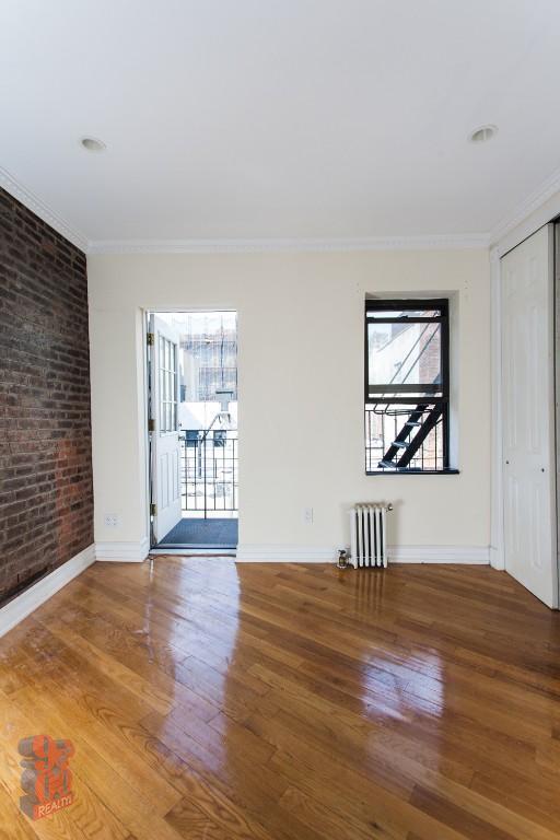 property at 279 E 10th St