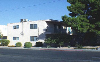4124 Pennwood Ave in Las Vegas, NV - Building Photo - Building Photo