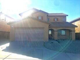 13230 Mesa View Dr in Victorville, CA - Building Photo