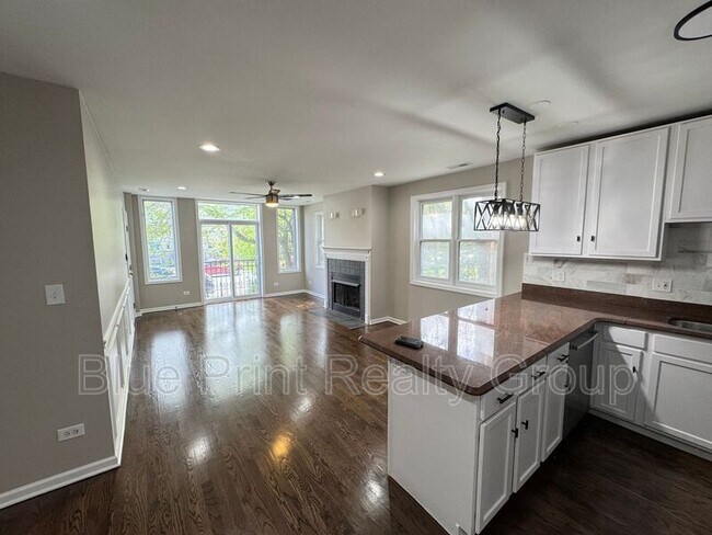 5438 S Indiana Ave in Chicago, IL - Building Photo - Building Photo