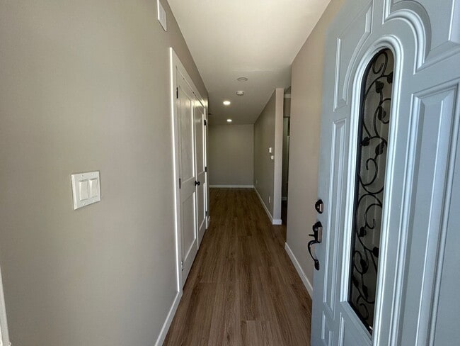5224 Tipton St in San Diego, CA - Building Photo - Building Photo