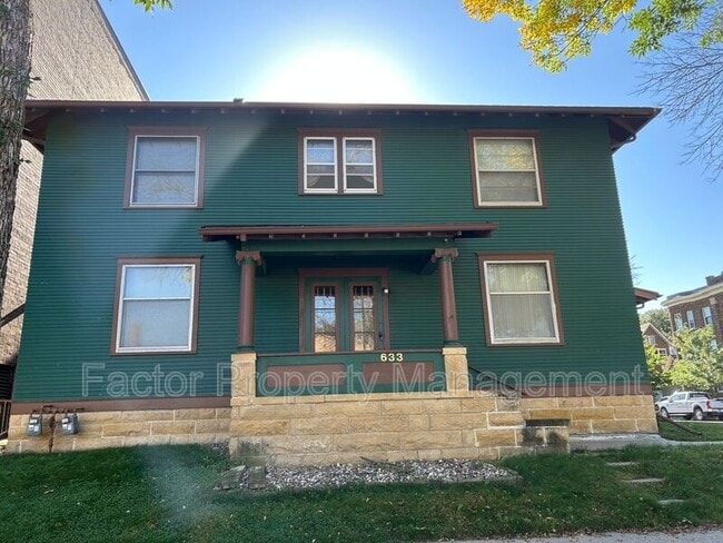 property at 633 S 2nd St