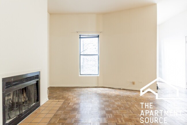 3751 N Halsted St in Chicago, IL - Building Photo - Building Photo