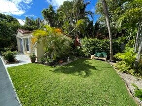 1018 W 47th St, Unit Studio in Miami Beach, FL - Building Photo - Building Photo