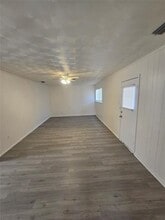 921 Poinsettia Dr in Lancaster, TX - Building Photo - Building Photo