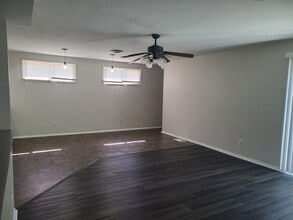 901 1st Ave in Ottawa, IL - Building Photo - Building Photo